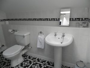 Double Bedroom Bathroom